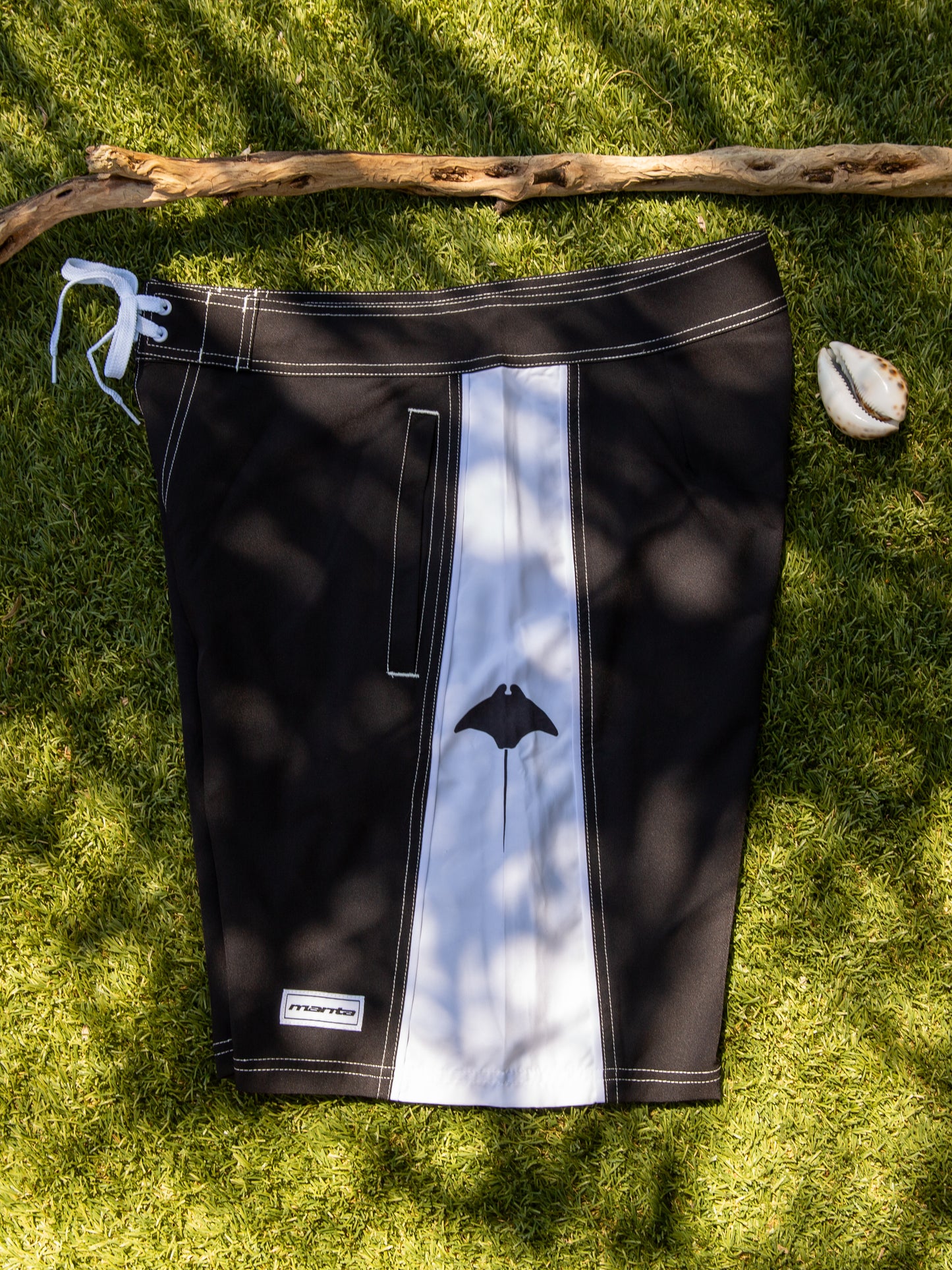 White Boardies'